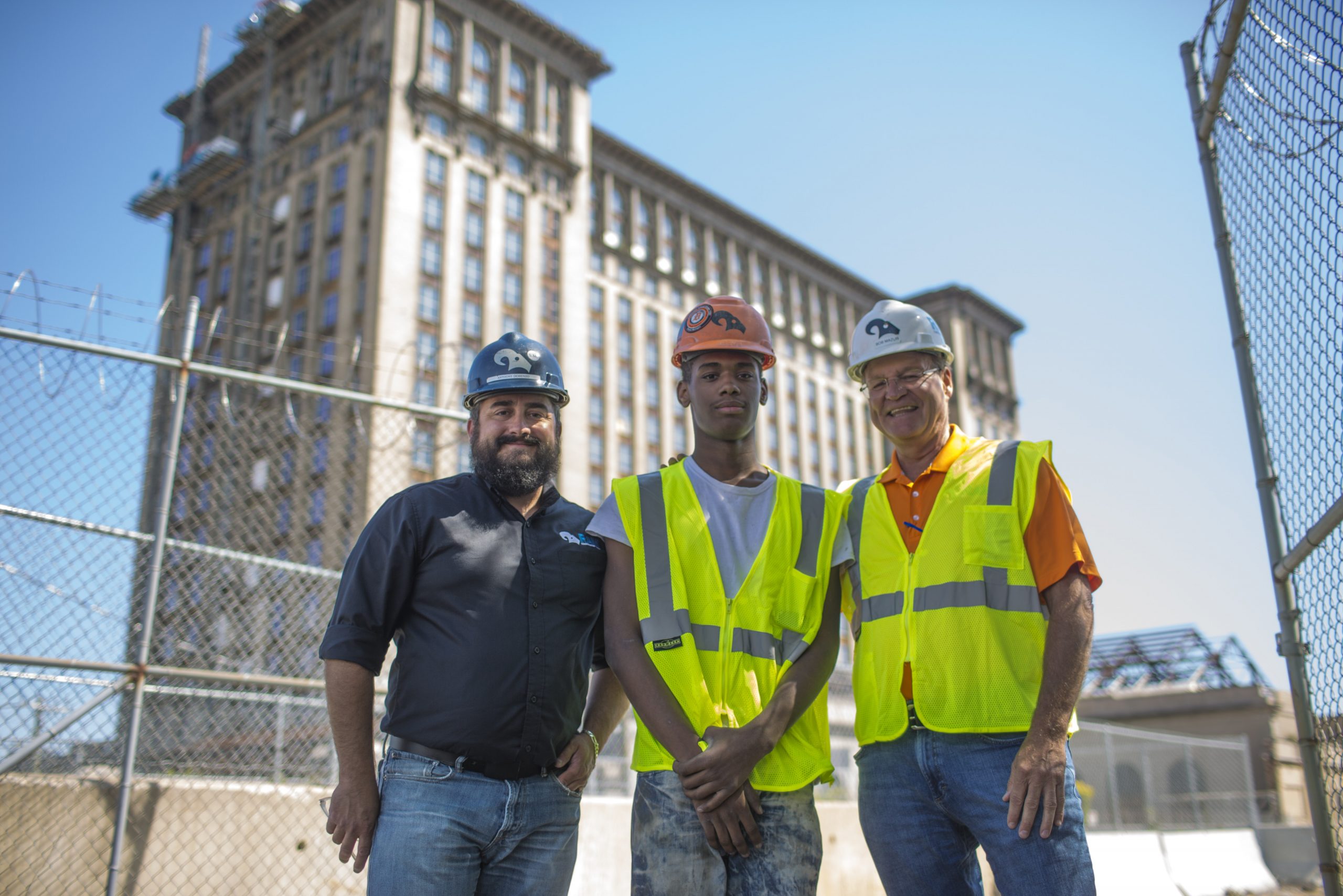 Maguel Ligon and employees of RAM Construction Services