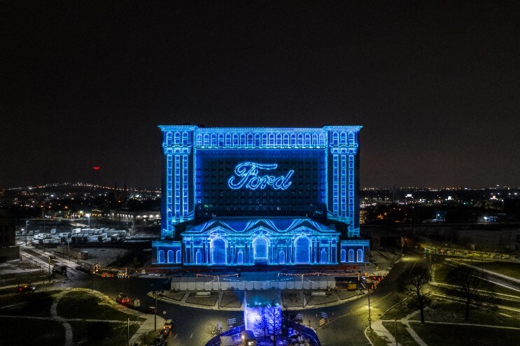 MCS Winter Festival Ford’s Michigan Central Station Winter Festival is expected to draw a large crowd despite the cold weather to enjoy a 3D light show on the iconic building, a night market and a first-of-its-kind exhibition of train station artifacts curated by the Detroit Historical Society.